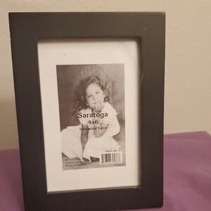 Saratoga Black Solid Wood Frame 4x6